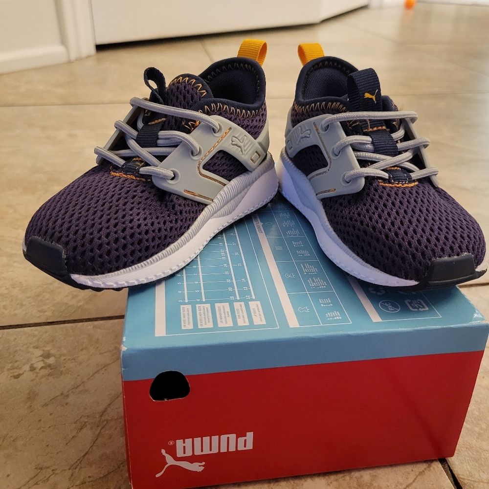 Puma baby running shoes brand new sz5